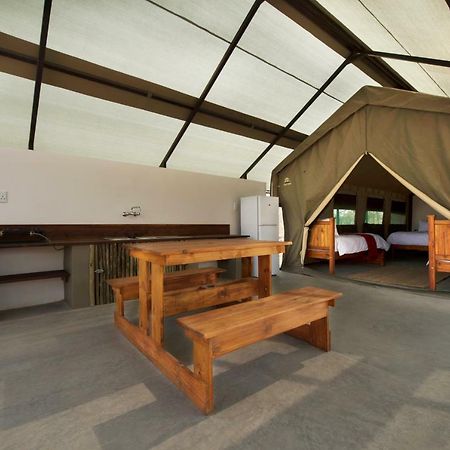 オカウクエジョ Gondwana Etosha Safari Campヴィラ エクステリア 写真