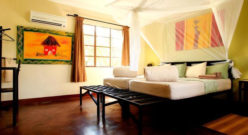 オカウクエジョ Gondwana Etosha Safari Campヴィラ エクステリア 写真