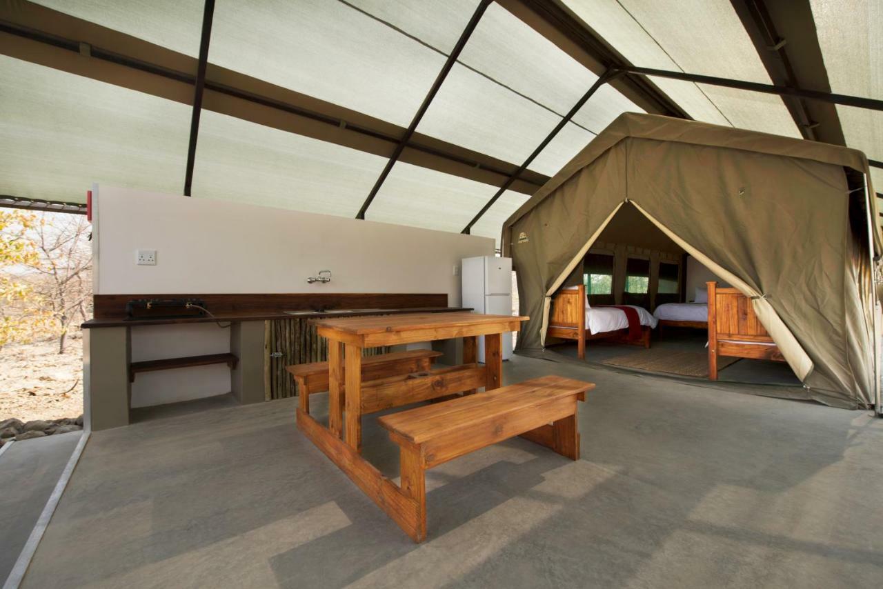 オカウクエジョ Gondwana Etosha Safari Campヴィラ エクステリア 写真